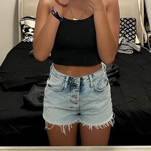 FOREVER 21 LIGHTWASHED JEAN SHORTS